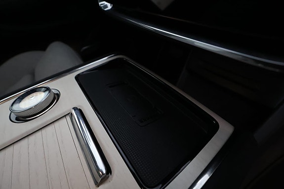 Volvo EX90 20 of 28