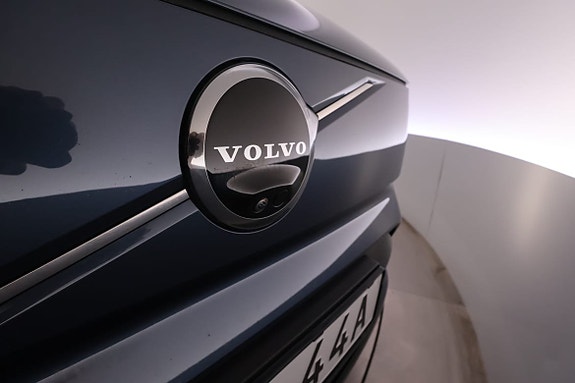 Volvo EX90 21 of 28