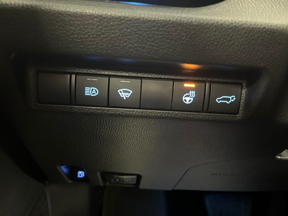 Toyota RAV4 23 of 25