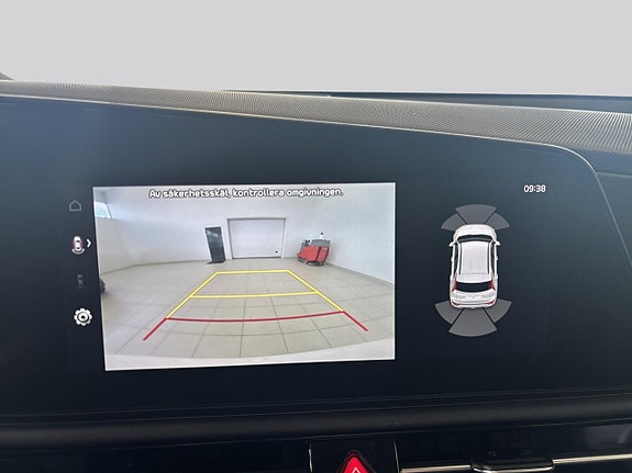 Kia Niro 14 of 17