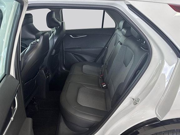 Kia Niro 10 of 17