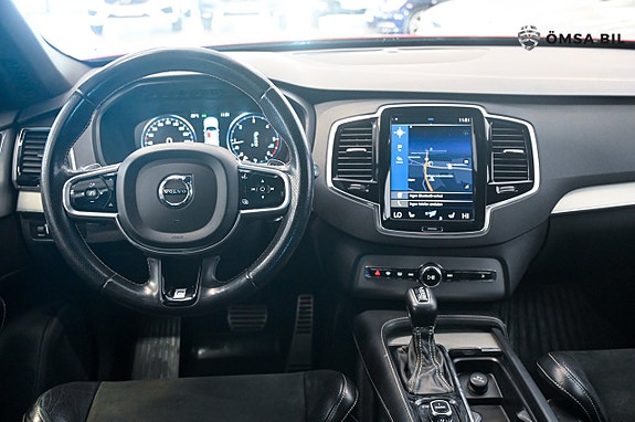 Volvo XC90 11 of 21