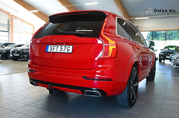 Volvo XC90 4 of 5