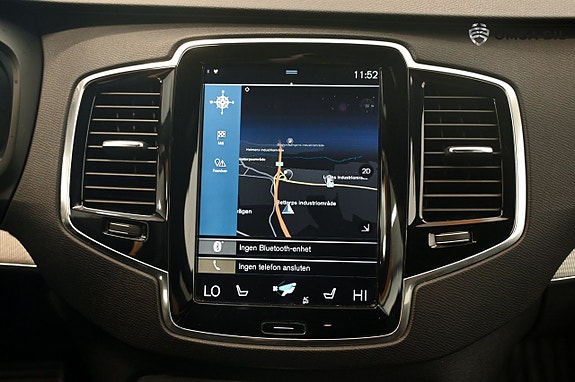 Volvo XC90 15 of 21