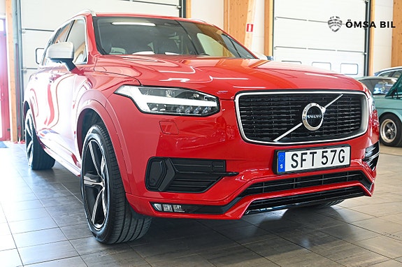 Volvo XC90 3 of 5