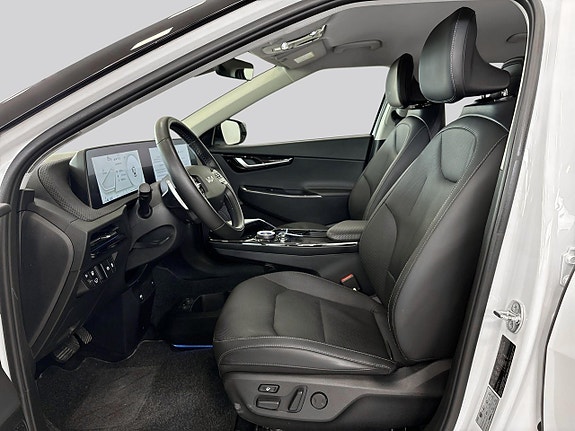 Kia EV6 9 of 19