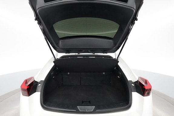 Lexus UX250h 24 of 24