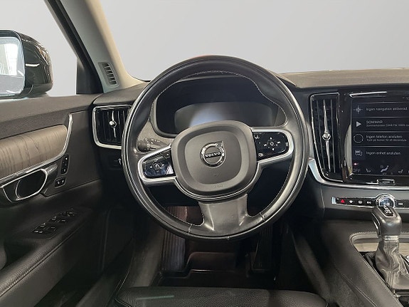 Volvo V90 Cross Country 10 of 12