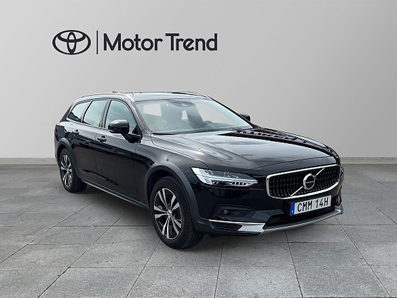 Volvo V90 Cross Country 6 of 12