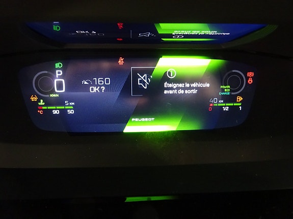 Peugeot 408 7 of 9