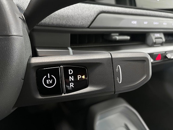 Kia EV3 12 of 16