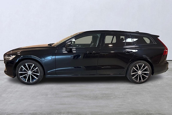 Volvo V60 2 of 5
