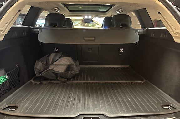 Volvo V60 13 of 13