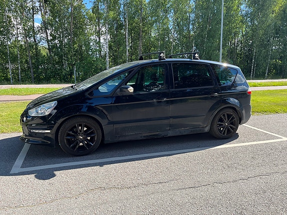 Ford S-MAX 2 of 5