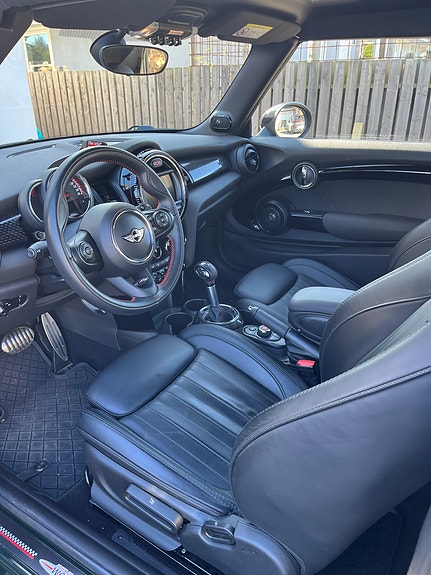 MINI John Cooper Works 5 of 5