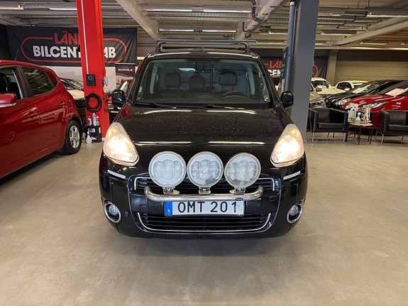 Peugeot Partner 3 of 5