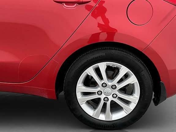 Kia Ceed 27 of 27