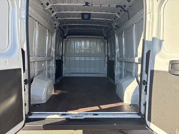 Toyota ProAce Max 11 of 21
