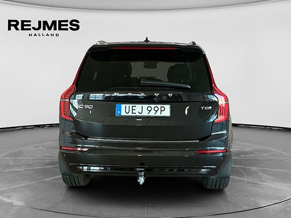 Volvo XC90 4 of 5