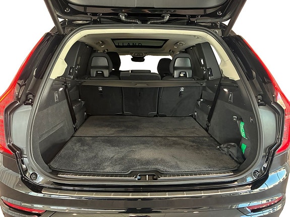 Volvo XC90 12 of 13