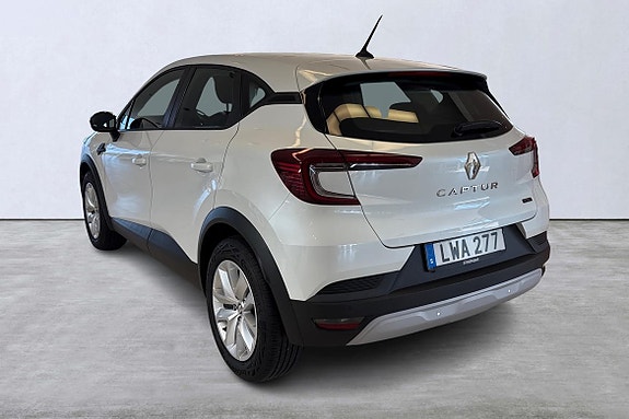 Renault Captur 4 of 5