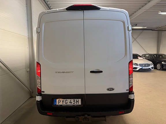 Ford Transit 4 of 5