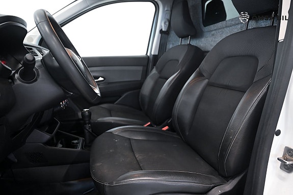 Renault Kangoo Express 7 of 11