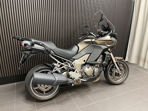 Kawasaki Versys 1000 2 of 4