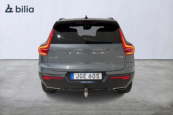 Volvo XC40 5 of 5