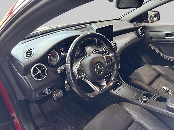 Mercedes-Benz CLA220 d 14 of 19