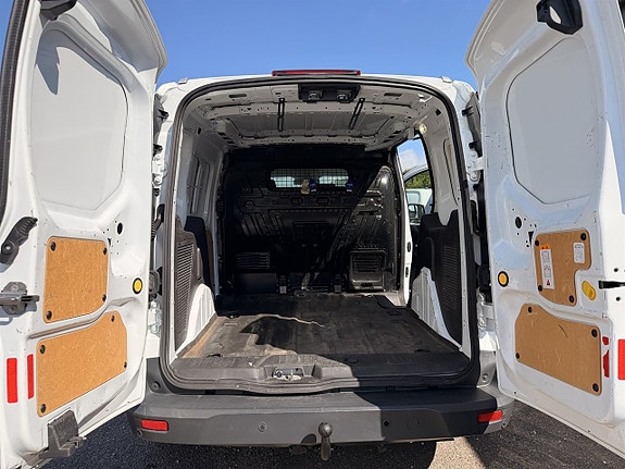 Ford Transit Connect 7 of 9