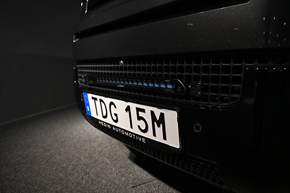 Land Rover Defender 130 10 of 22