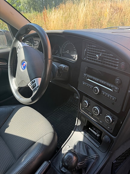 Saab 9-5 5 of 5