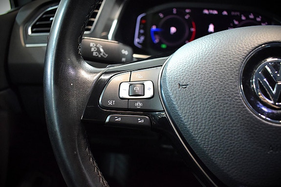 Volkswagen Tiguan Allspace 11 of 27