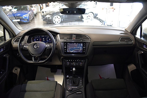 Volkswagen Tiguan Allspace 14 of 27
