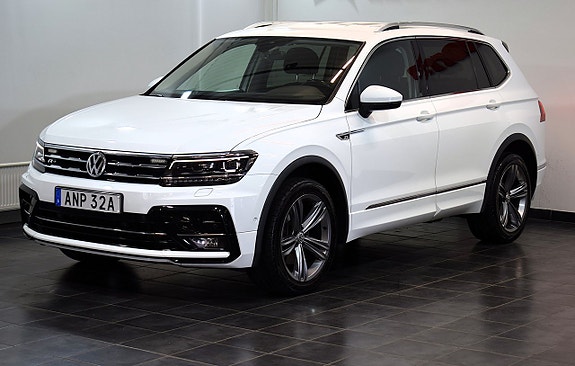 Volkswagen Tiguan Allspace 4 of 5