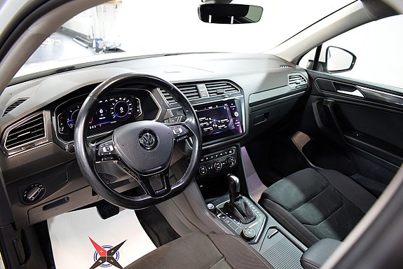 Volkswagen Tiguan Allspace 8 of 27