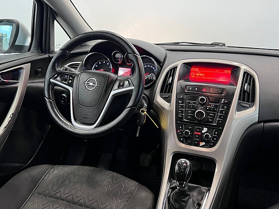 Opel Astra 13 of 22
