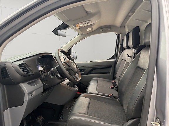 Opel Vivaro 13 of 25