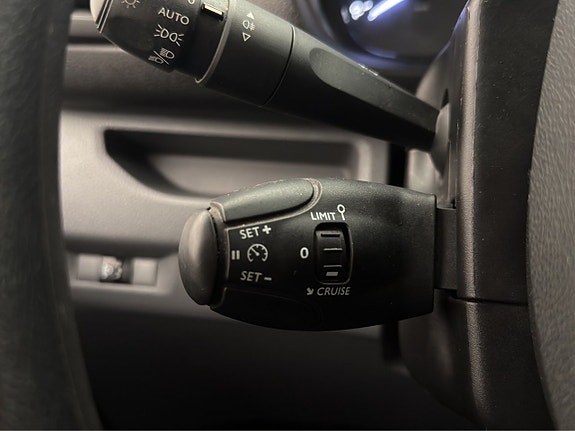 Opel Vivaro 14 of 25