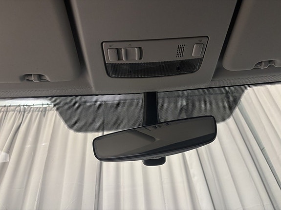 Volkswagen Caddy 24 of 26