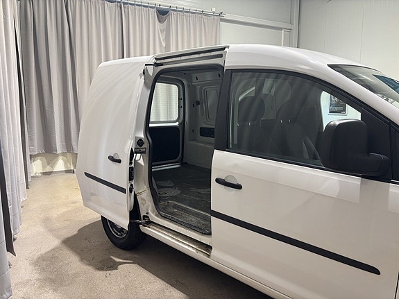 Volkswagen Caddy 12 of 26