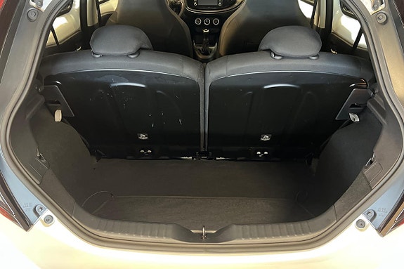 Toyota Aygo X 10 of 19