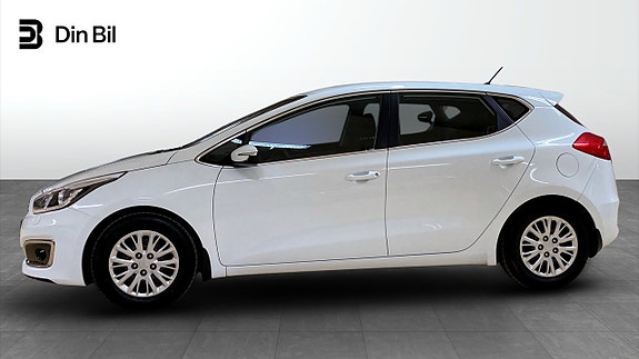 Kia Ceed 2 of 12