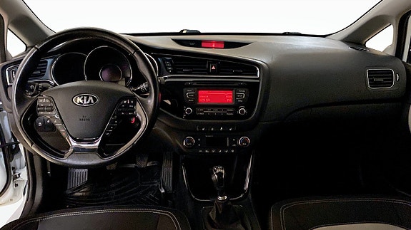 Kia Ceed 10 of 12