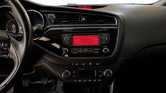 Kia Ceed 9 of 12