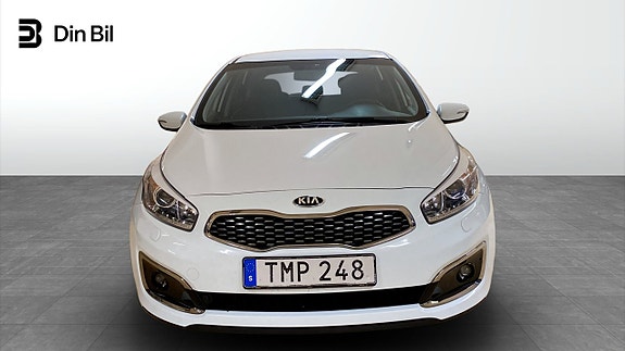 Kia Ceed 4 of 12