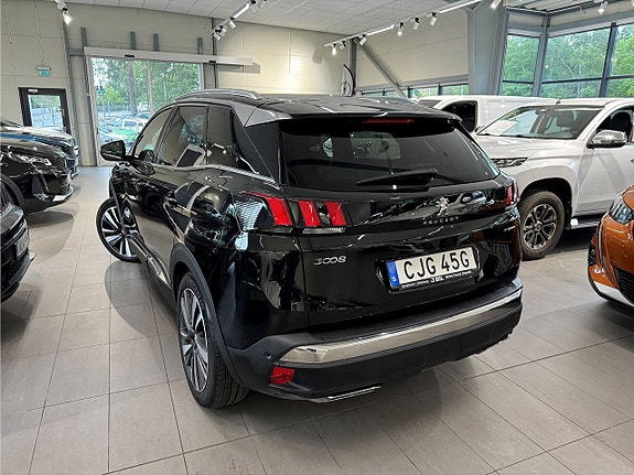 Peugeot 3008 5 of 5