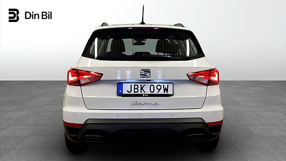 Seat Arona 5 of 18