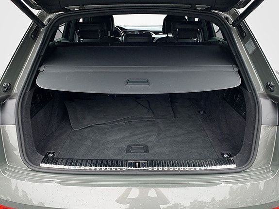 Audi Q8 11 of 13